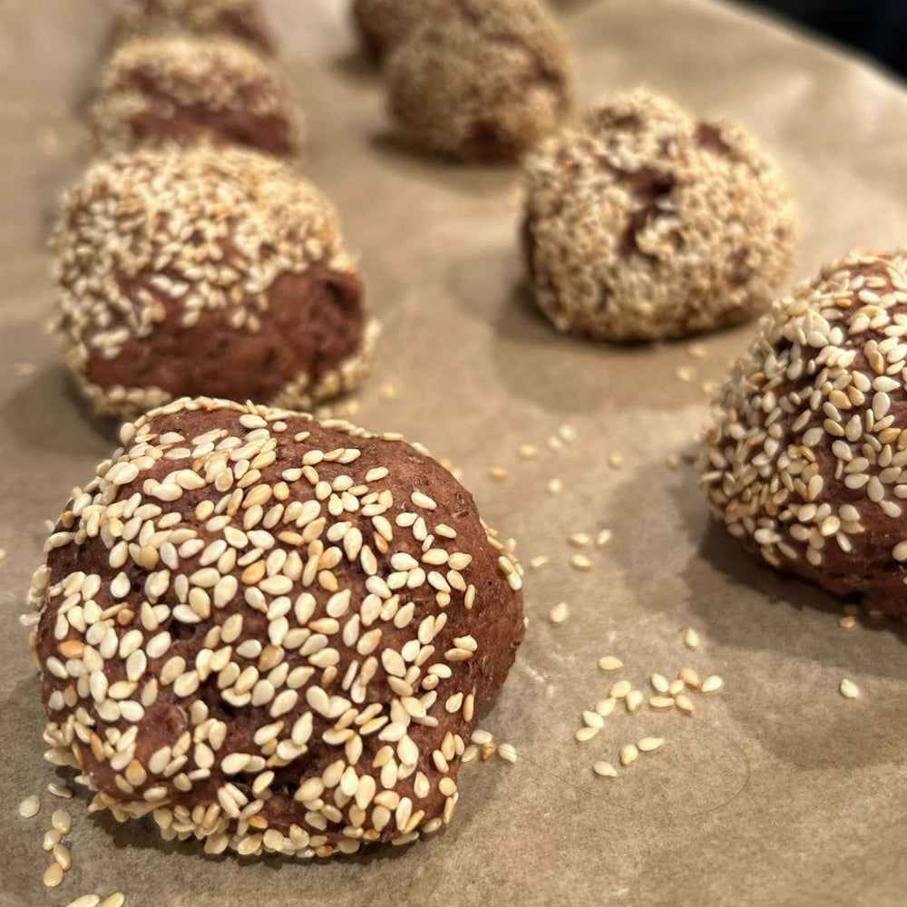 Bouchées de bagel protéinées cacao et sésame
