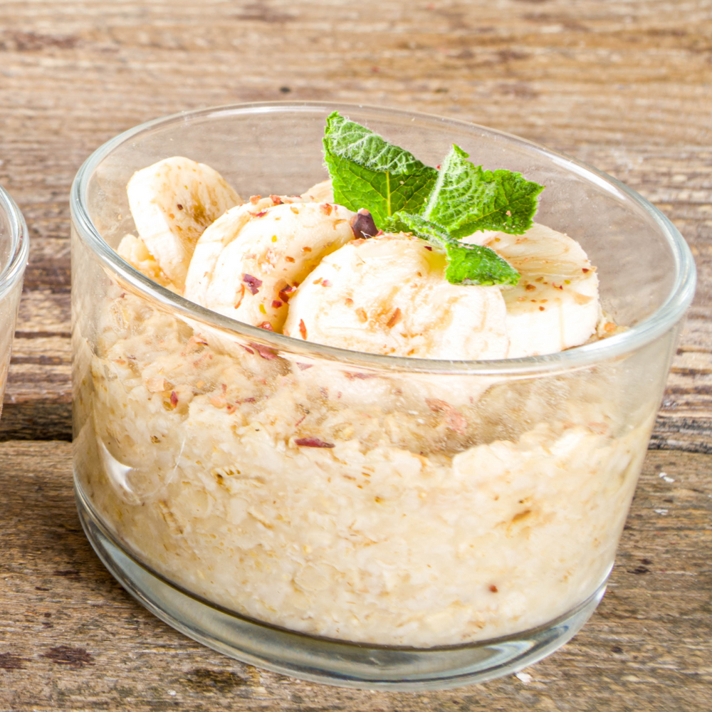 Gruau frigo protéiné banane et beurre d'arachide croquant