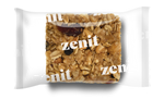 Carré d'énergie protéiné amandes et fruits boréaux. Une collation parfaite pour vos longues sorties en plein air. Déjeuner pour apporter. Collation préexercice par excellence.